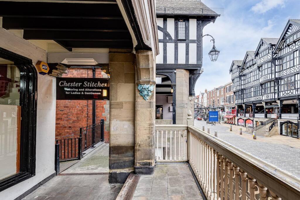 Luxury 2 Bed Apartment In The Heart Of Chester Extérieur photo