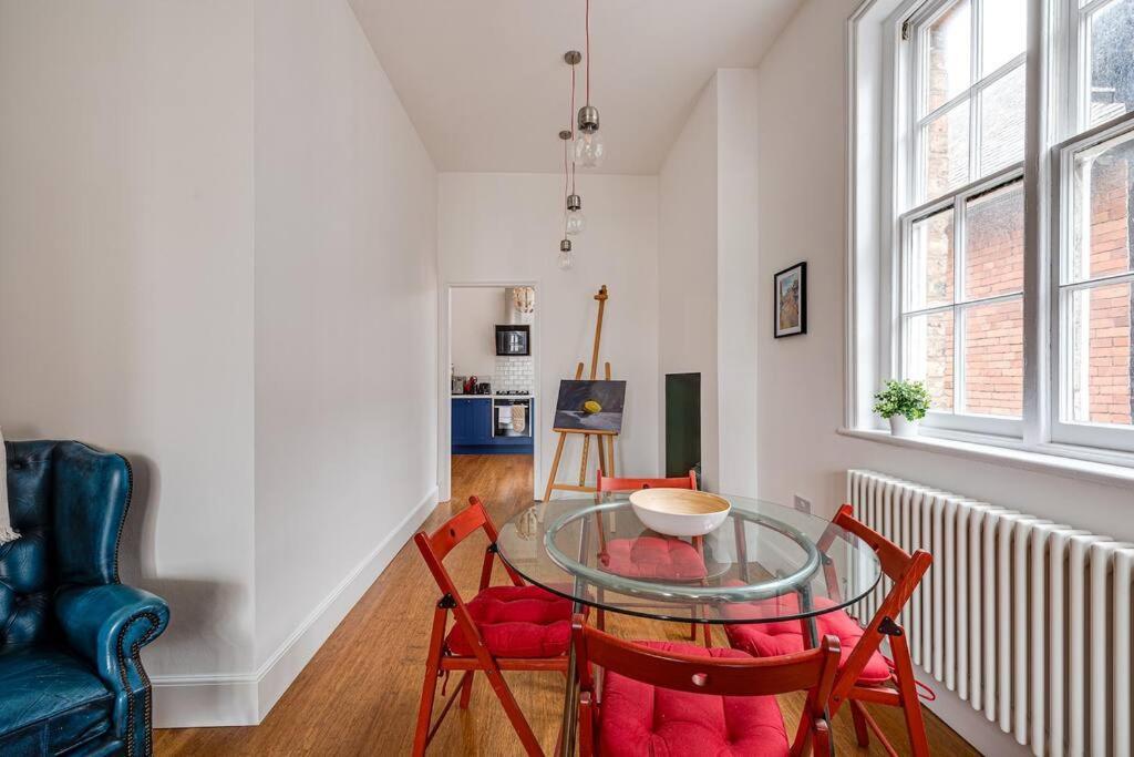 Luxury 2 Bed Apartment In The Heart Of Chester Extérieur photo